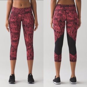Lululemon Pace Rival Crop Electric Coral/Black 6